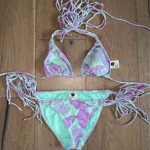 Roxy Two Piece Green & Purple Bathing Suit size small like new